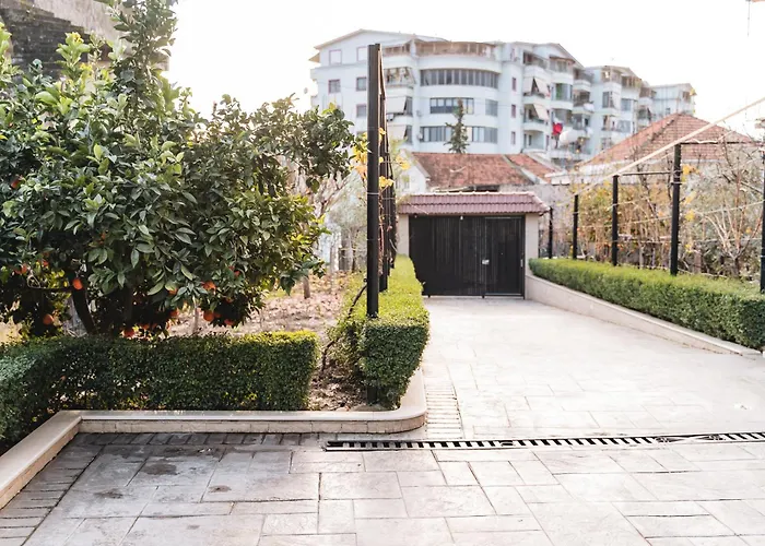 Leka Apartment