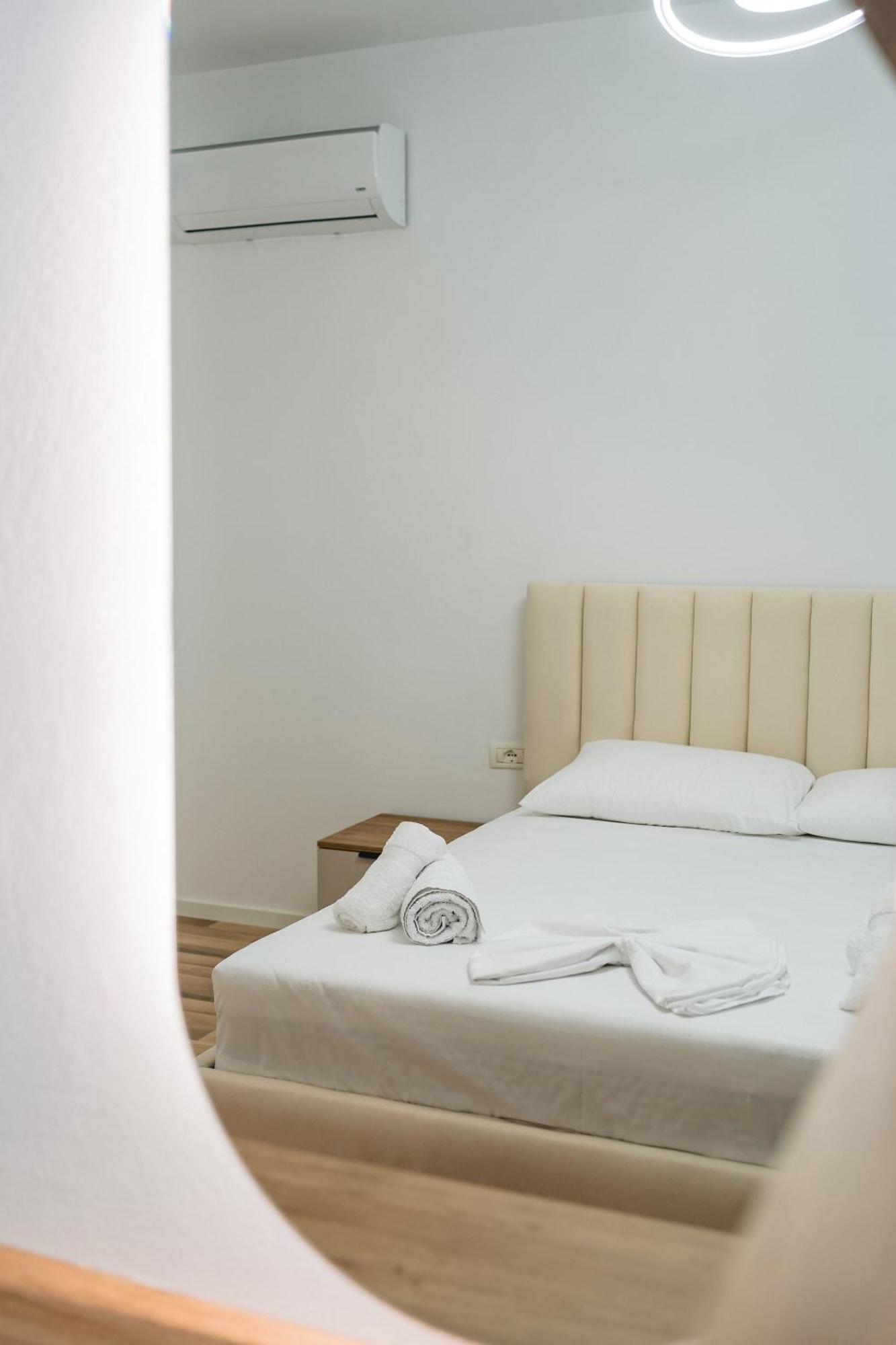 Apartment Leka *